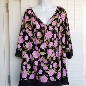 NWT Women's Plus Size 2X Floral Blouse